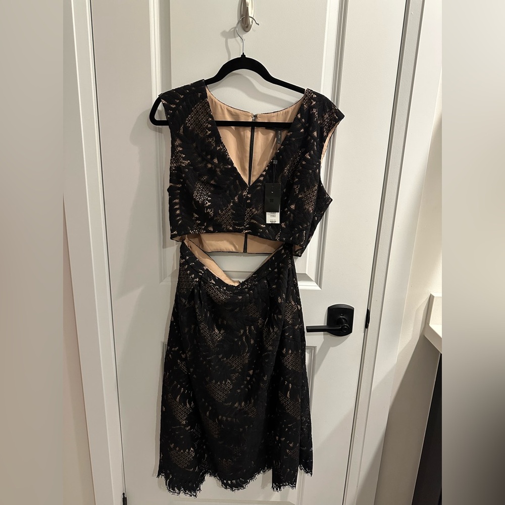 BCBGMAXAZRIA Two-Piece Lace Set – Size 12 – Brand New w/ Tags